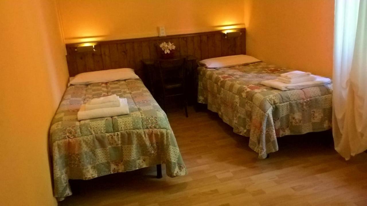 Capanna C.A.O. Hotel Brunate Kültér fotó